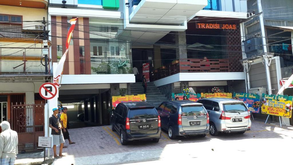 Biz Hotel City Center Ambon Exterior foto